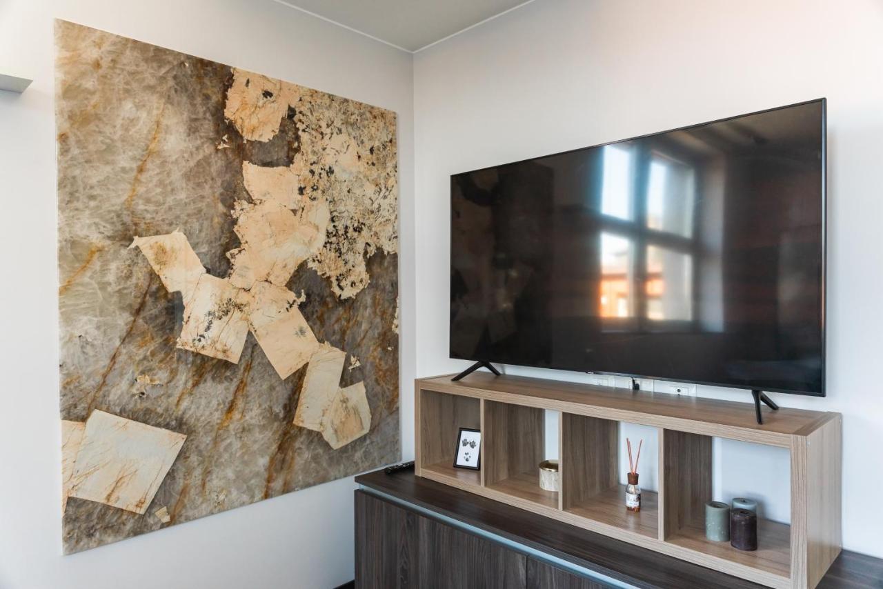 Appartement Moderno Bilocale 64Mq Con Parcheggio E Palestra à Milan Extérieur photo